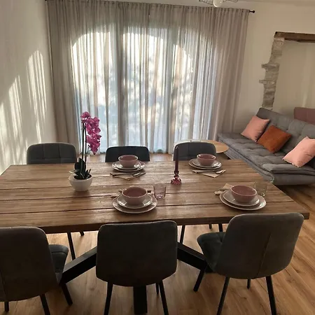 Appartamento Terra - Piazza 83b Residences *