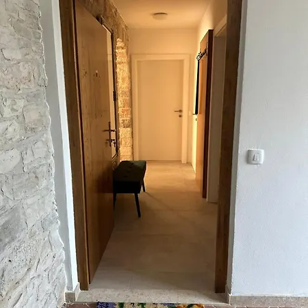 Terra - Piazza 83b Residences * Bibali