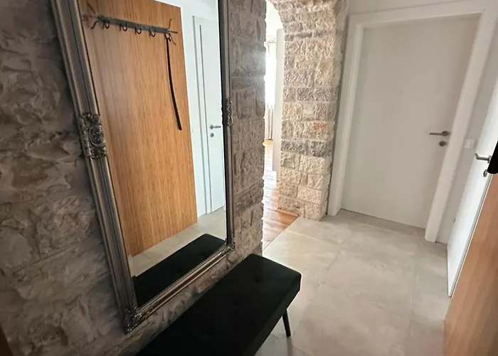 Terra - Piazza 83b Residences * Bibali