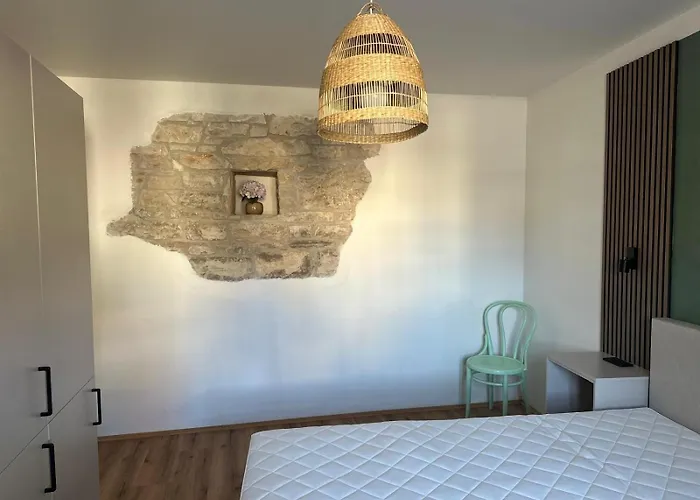 Terra - Piazza 83b Residences Bibali